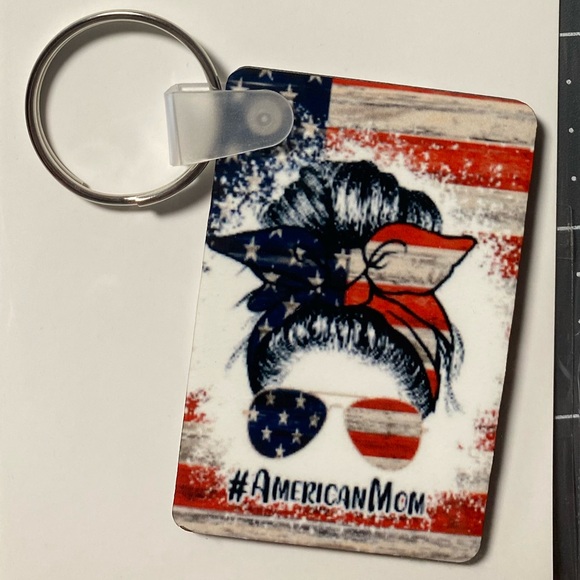 American Mom - Key Chain - Picture 2 of 2